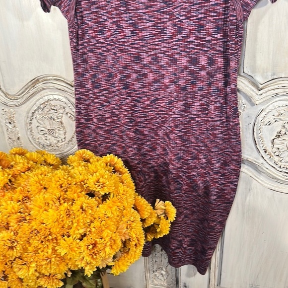 Lane Bryant Lightweight Purple and Red Knit Dress with Peekaboo at Chest - Picture 4 of 8